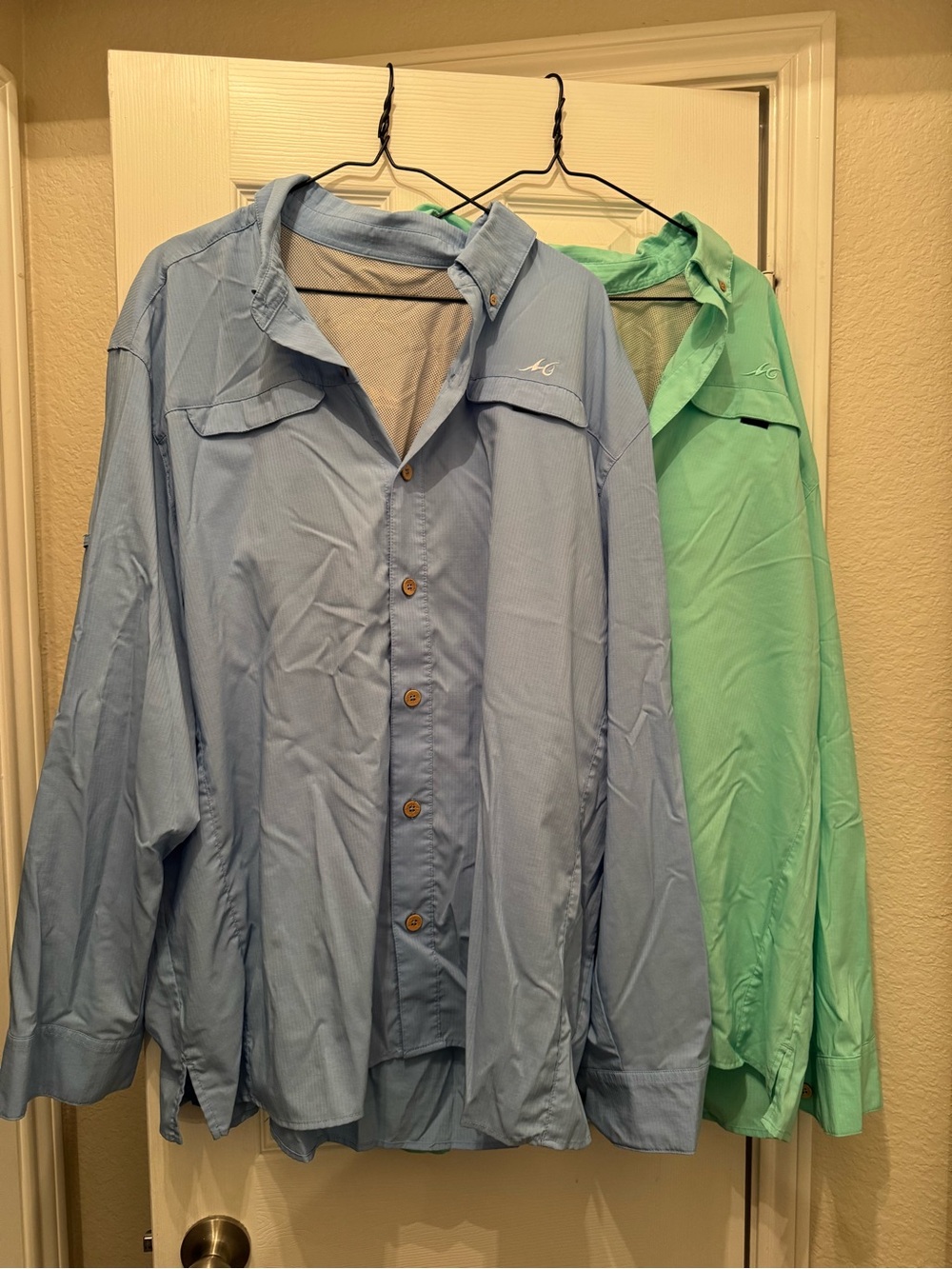 2 Mojo Sportswear Men’s Fishing Shirts Long Sleeve Button Up